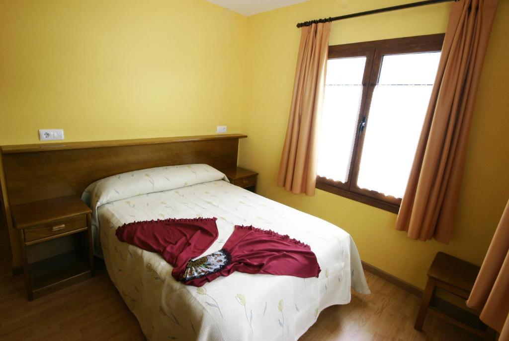 Hotel Restaurante Canero Room photo