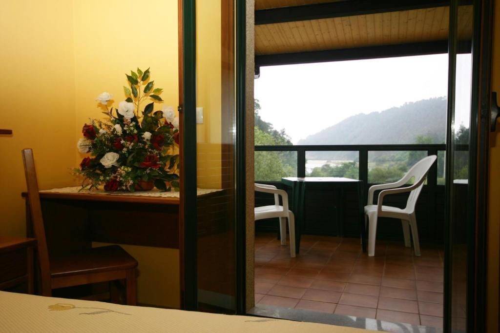 Hotel Restaurante Canero Room photo