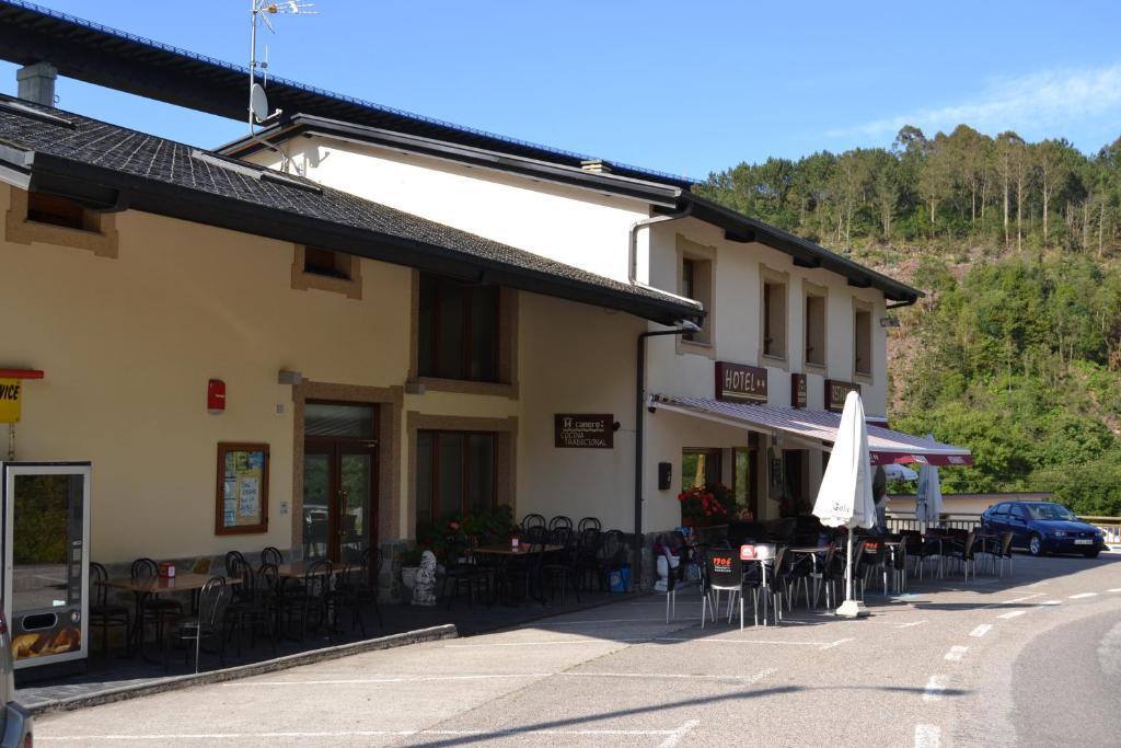 Hotel Restaurante Canero Exterior photo
